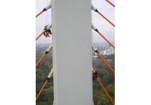 Prace przemysłowe z użyciem technik dostępu linowego, alpinizm przemysłowy